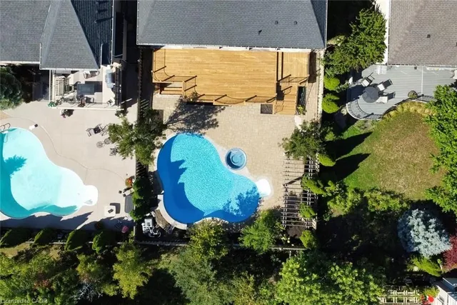 Additional image 33 of 43 Lowinger Ave