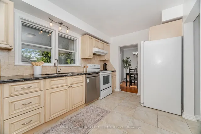 Additional image 14 of 2295 Barclay Rd