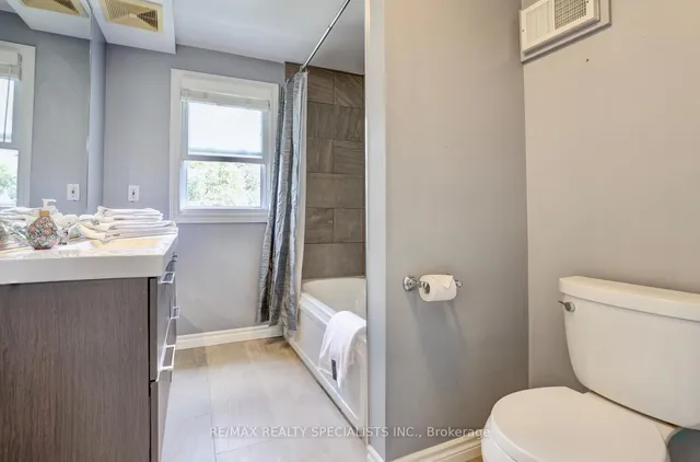 Additional image 22 of 2363 Parkway Dr