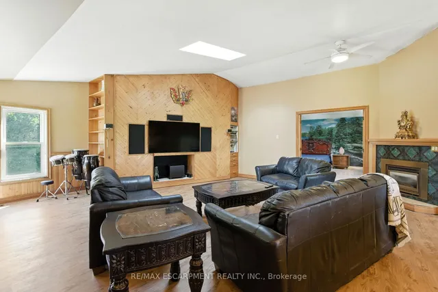 Additional image 36 of 5 Mazza Ave