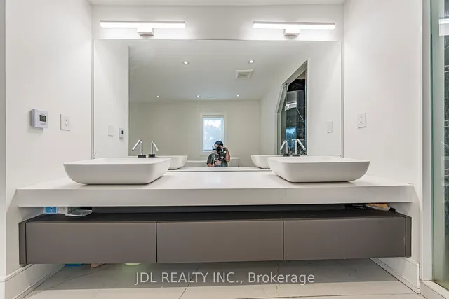 Additional image 26 of 19 Fifeshire Rd