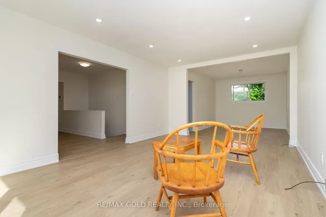 Additional image 8 of 18 Dunbarton Cres