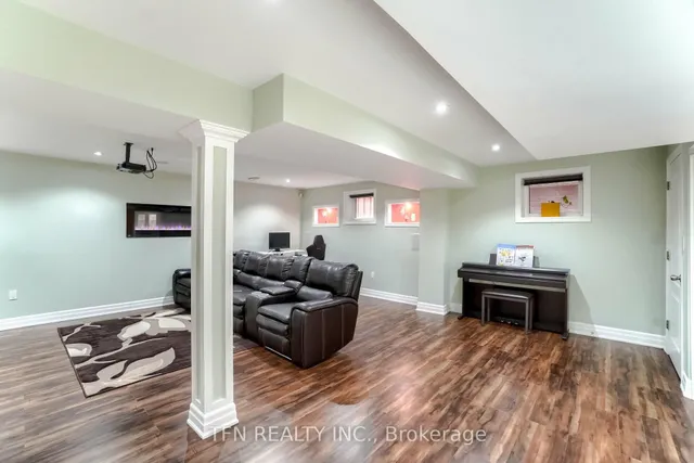 Additional image 38 of 327 PRINGLE Ave