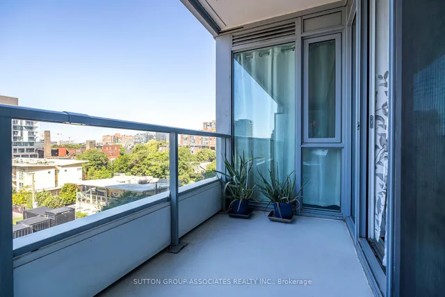 Additional image 13 of 27 Bathurst St Unit 508W