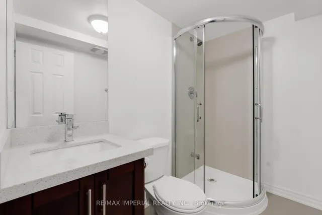 Additional image 42 of 263 Upper Highland Cres