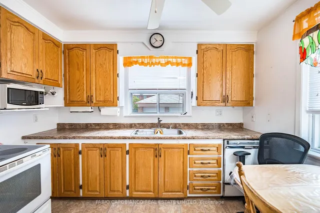 Additional image 4 of 21 Treeview Dr