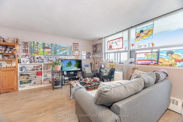 Additional image 12 of 541 Blackthorn Ave Unit 1110