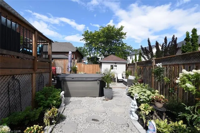 Additional image 45 of 17 Durrell Crt