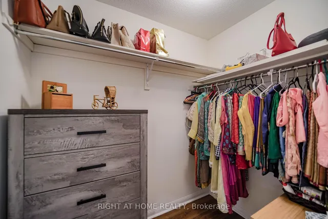 Additional image 28 of 180 Raponi Circ