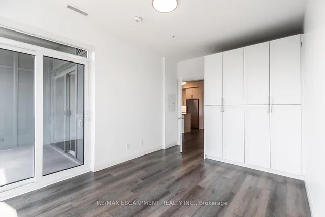 Additional image 20 of 500 Brock Ave Unit 906