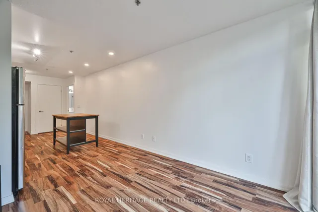 Additional image 13 of 38 Joe Shuster Way Unit 104