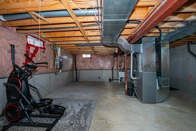 Additional image 39 of 100 Bushmill Circ