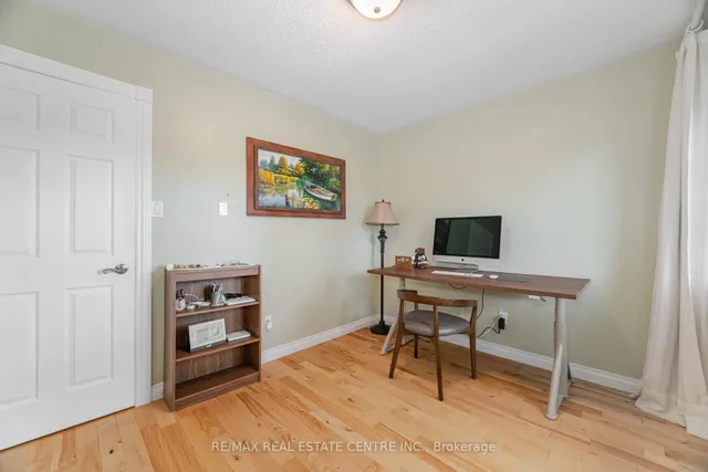 Additional image 31 of 20 Woodbury Crt