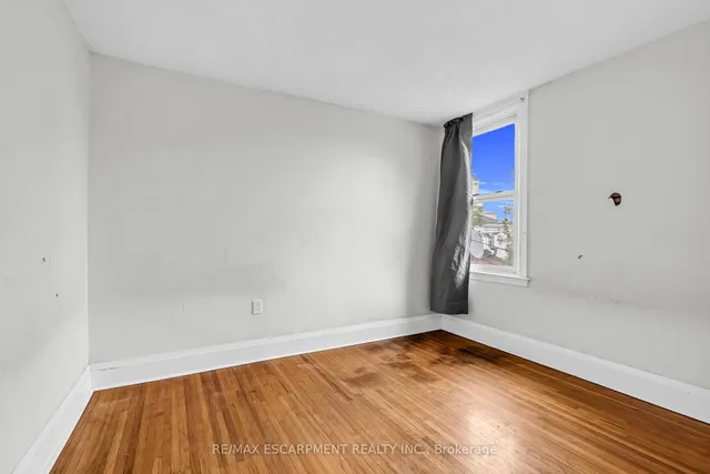 Additional image 21 of 170 Grosvenor Ave