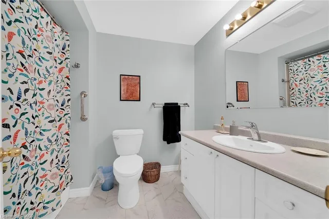 Additional image 34 of 1 Renata Crt