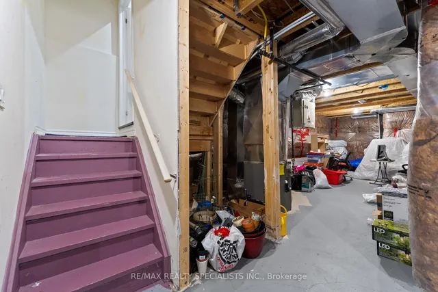 Additional image 28 of 19 Troyer St
