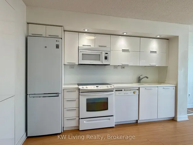 Additional image 20 of 25 Capreol Crt Unit 2002