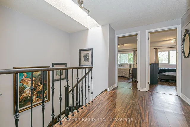 Additional image 27 of 14 Carl Cres