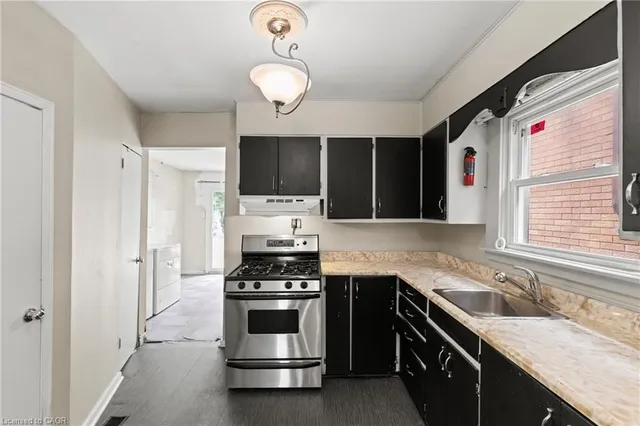 Additional image 12 of 223 East 8th St