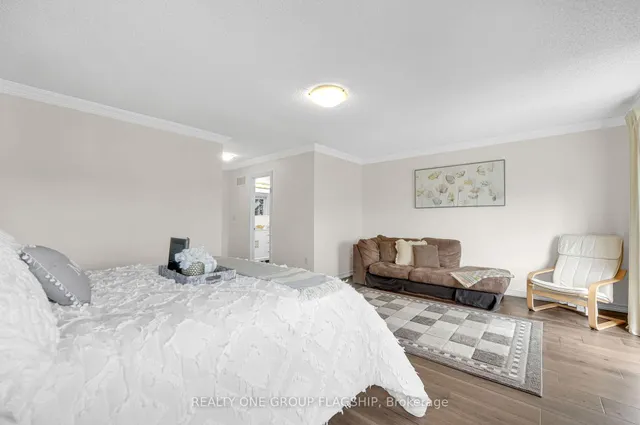 Additional image 27 of 1128 Knotty Pine Grve