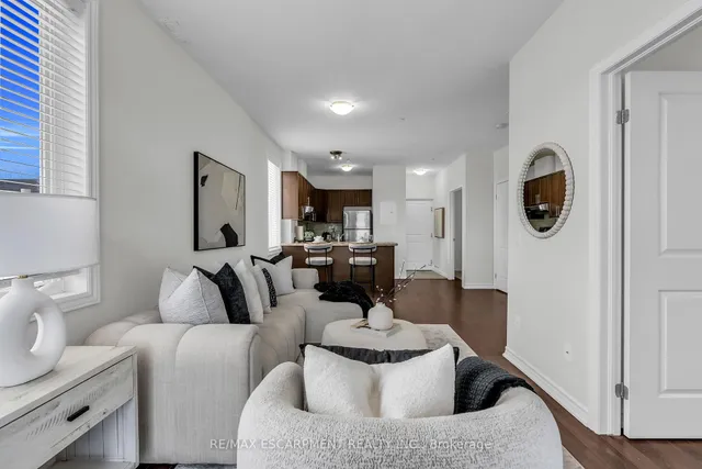 Additional image 23 of 95 WILSON St Unit 314