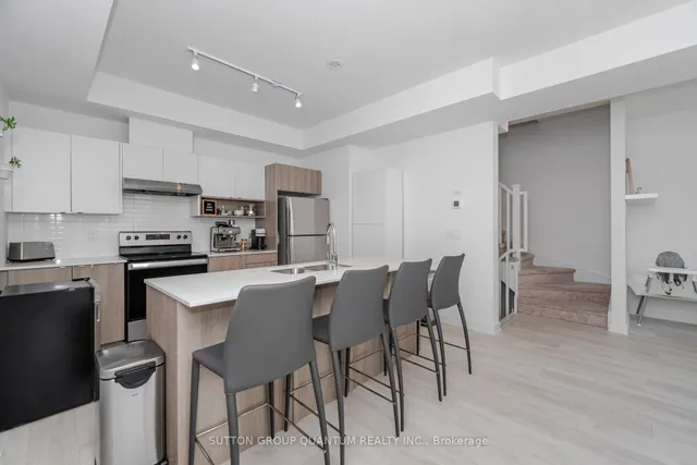 Additional image 16 of 1121 Cooke Blvd Unit 19