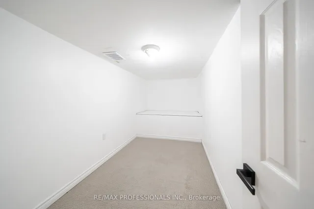 Additional image 13 of 129 Balsam Ave