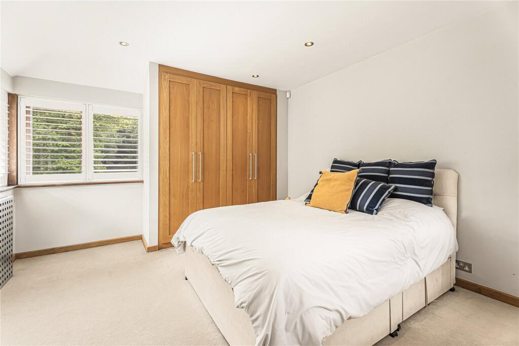 Additional image 17 of Park Street Lane, Park Street, St. Albans, Hertfordshire, AL2