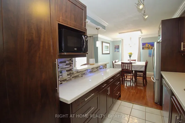 Additional image 29 of 90 Ling Rd Unit 904