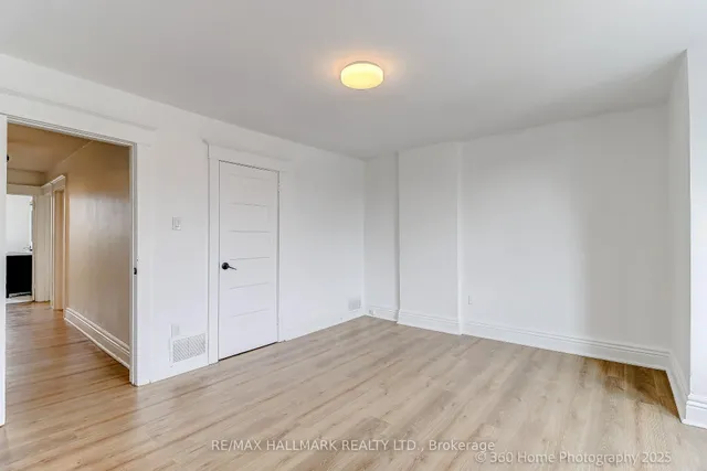 Additional image 18 of 18 Conway Ave