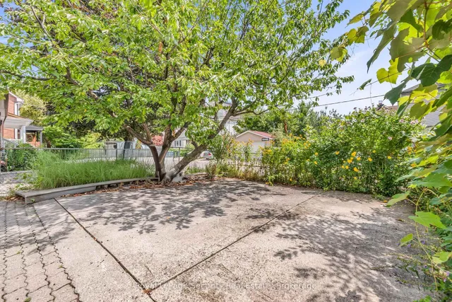 Additional image 37 of 427 Glenholme Ave