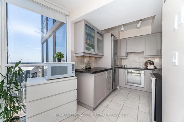 Additional image 20 of 50 eglinton Ave Unit 1701