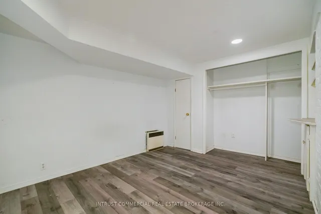 Additional image 31 of 382 Spadina Rd