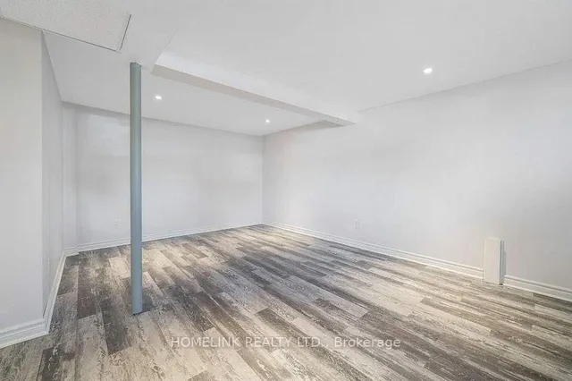 Additional image 18 of 25 Hercules Crt