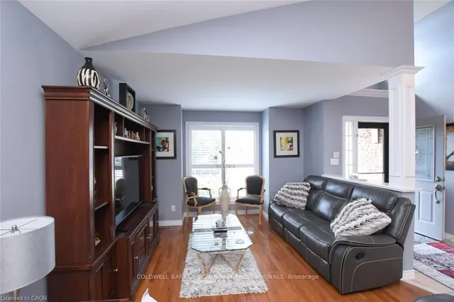 Additional image 11 of 17 Durrell Crt