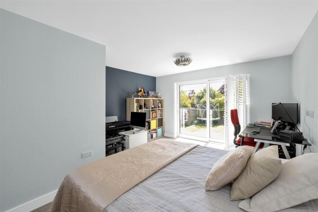 Additional image 7 of Townsend Lane, Harpenden