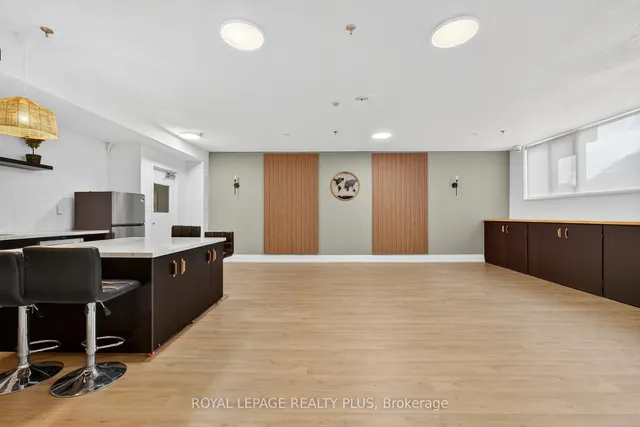 Additional image 37 of 85 Emmett Ave Unit 1802