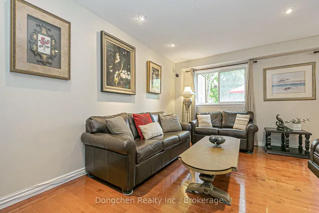 Additional image 9 of 14 Carl Cres