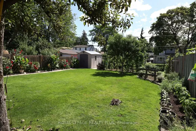 Additional image 42 of 1086 Hedge Dr