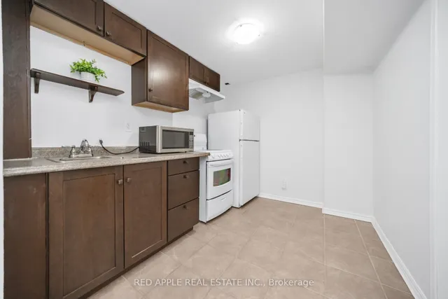 Additional image 27 of 52 Tiller Tr