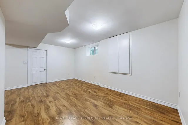 Additional image 41 of 54 Mistdale Cres