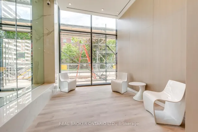 Additional image 15 of 370 Martha St Unit 303