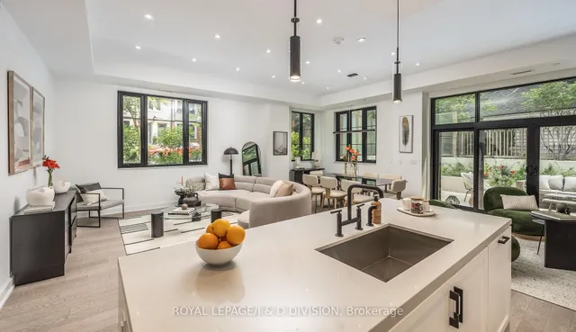 Additional image 13 of 1 Strathgowan Ave Unit TH4