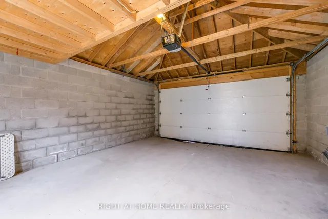 Additional image 49 of 701 Dupont St