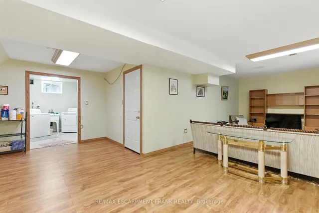 Additional image 32 of 226 Carson Dr