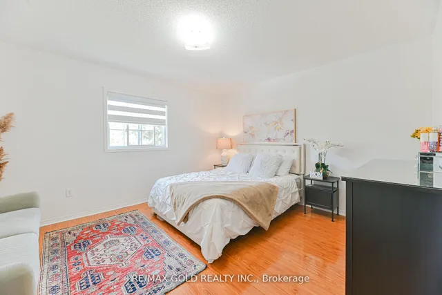 Additional image 25 of 28 Plum Hollow Crt