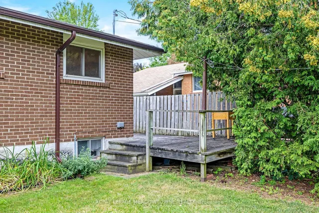 Additional image 27 of 379 Williams Ave