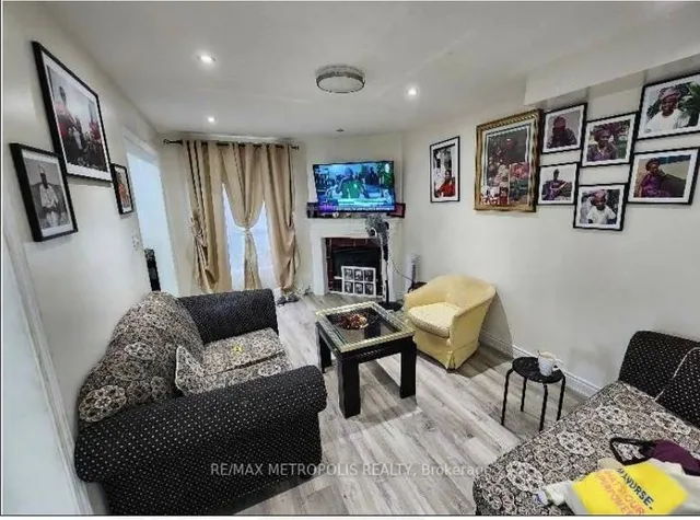 Additional image 3 of 18 Acme Cres