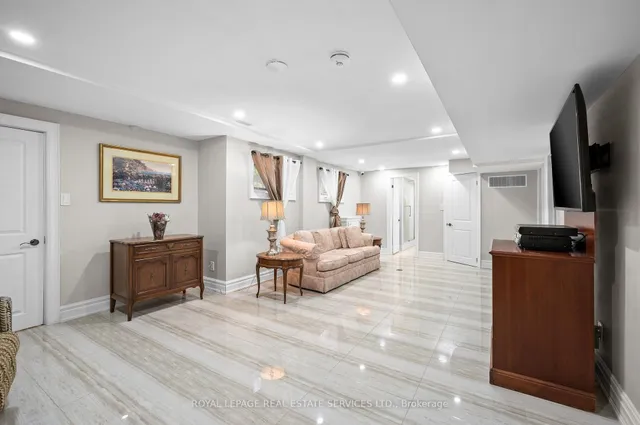 Additional image 34 of 23 Hillside Dr