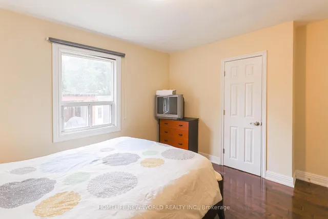 Additional image 26 of 34 Greylawn Cres